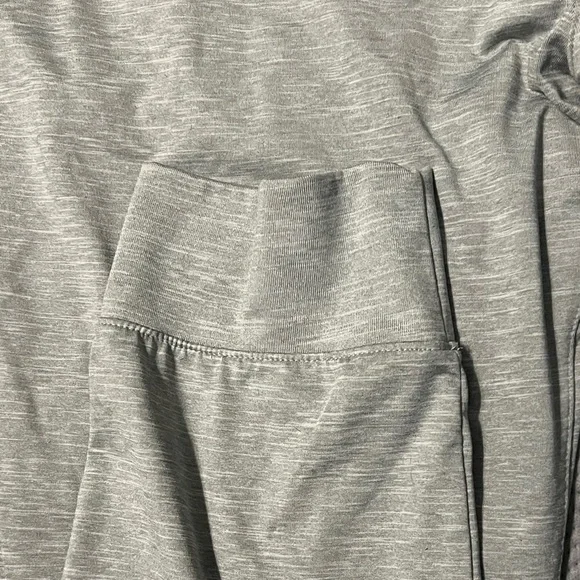 American Eagle Men's Gray Jogger Pants size XL - Picture 2 of 4